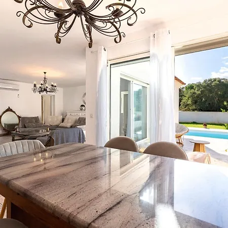 Semesterbostad Valle Pace Maria - Piscine Privee *