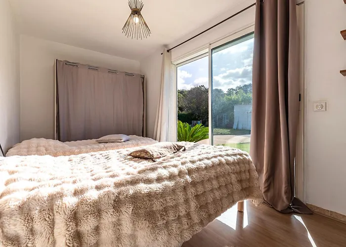 Valle Pace Maria - Piscine Privee 度假居 Afa